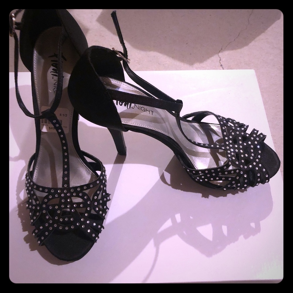 FIONI Night black evening heels size 8.5W